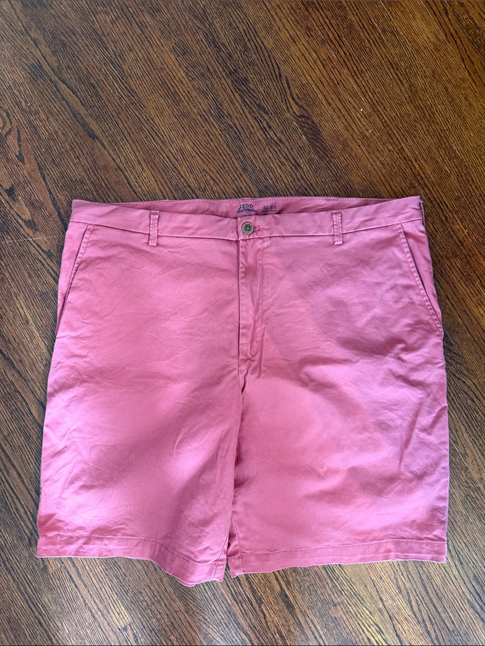 Izod Men’s Pink Flat-Front Chino Shorts, 9.5 inseam